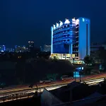 Blue Sky Hotel Petamburan