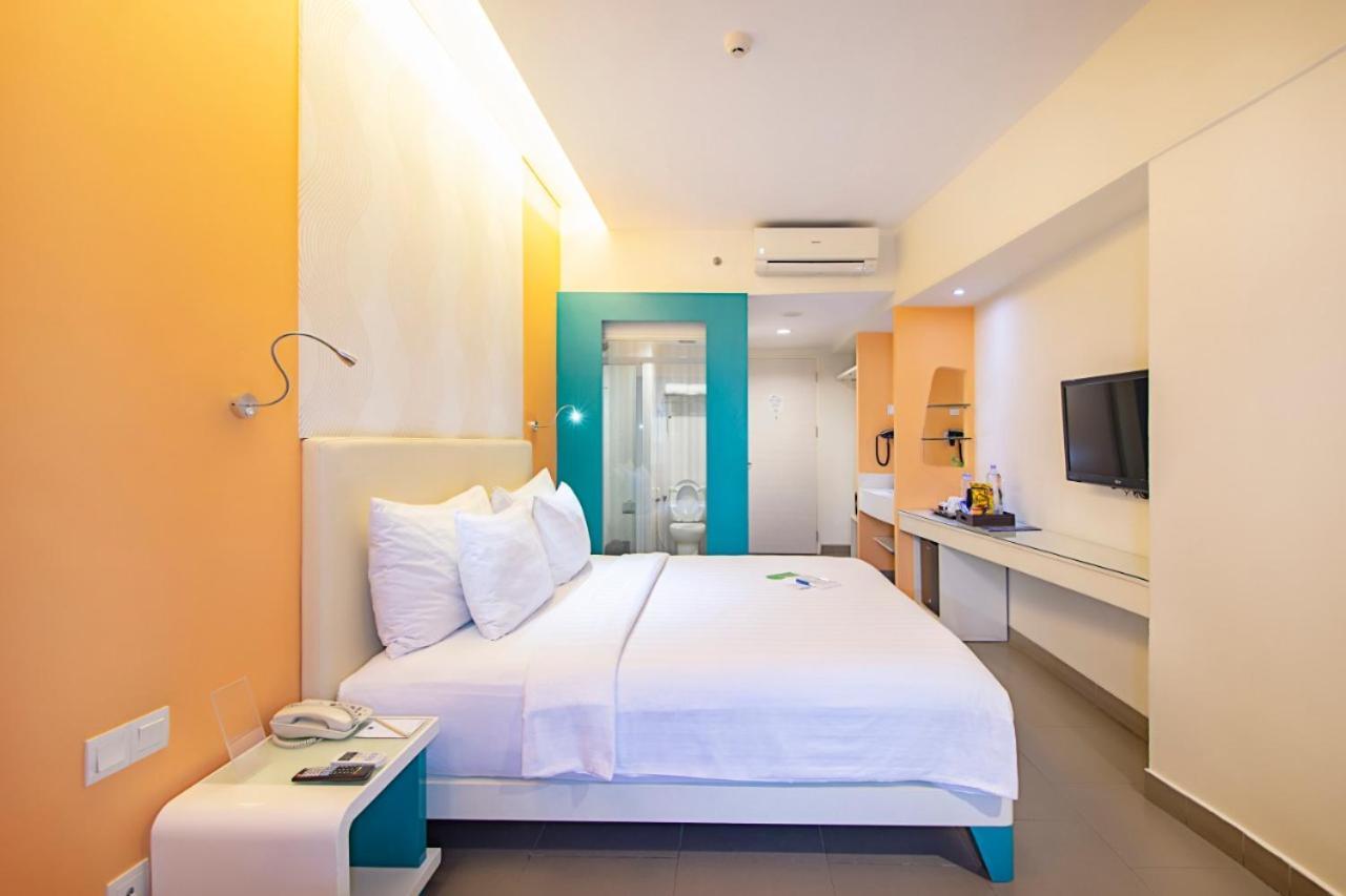 Hotel Blue Sky Petamburan 3*